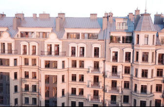 Два Академіка